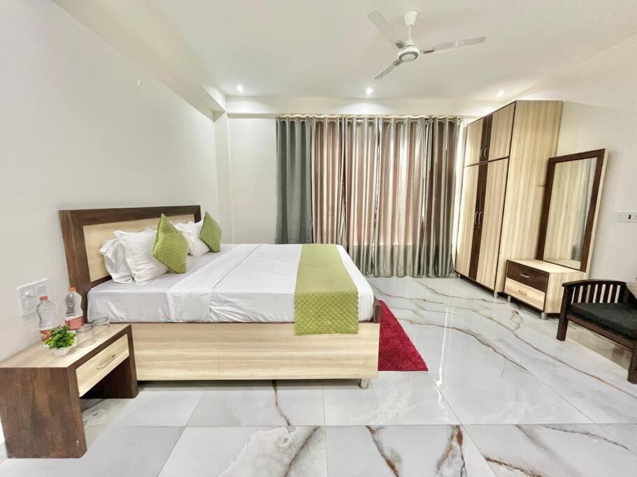 Appartamento Host Jatin Kasauli Crest 7O1827O7O3 Esterno foto