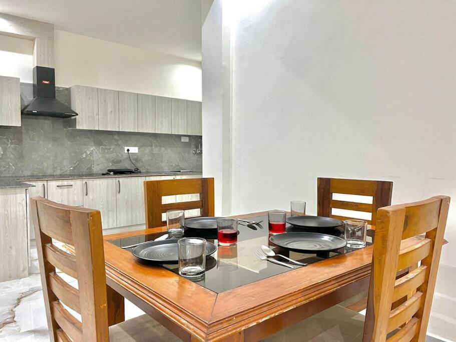 Appartamento Host Jatin Kasauli Crest 7O1827O7O3 Esterno foto